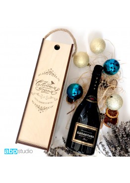Коробка- пенал под бутылку шампанского с Новым Годом